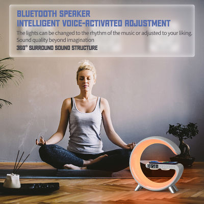 Compatibele draadloze Bluetooth-luidspreker Qi-oplader CE-gecertificeerd met nachtlamp